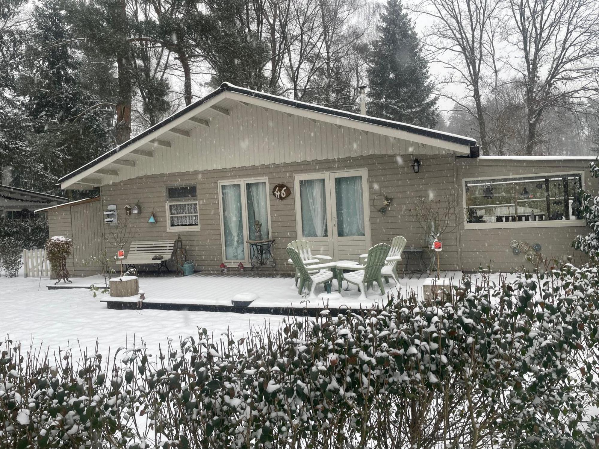 Chalet Sint-Hubertus Zutendaal Exterior photo