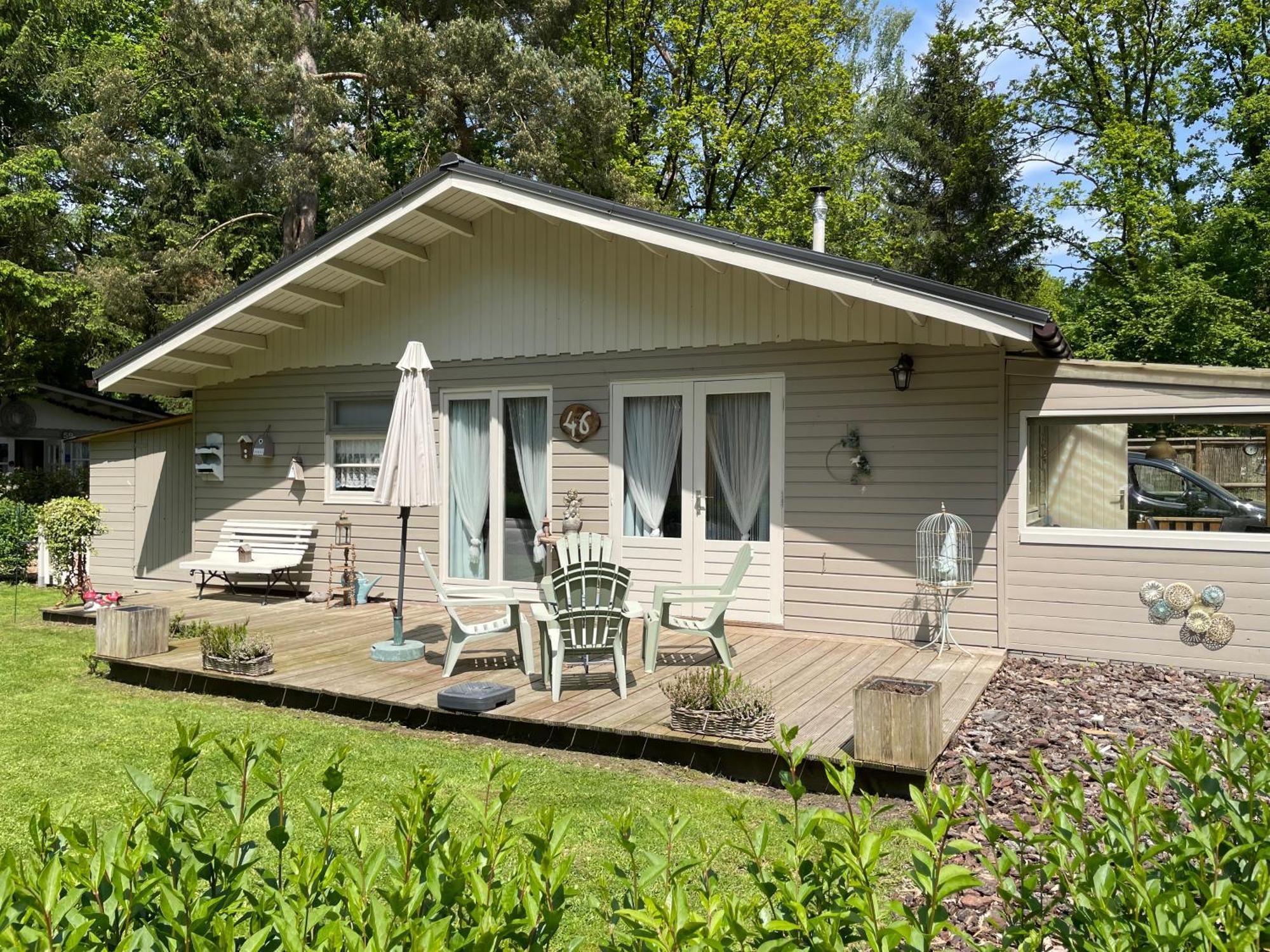 Chalet Sint-Hubertus Zutendaal Exterior photo